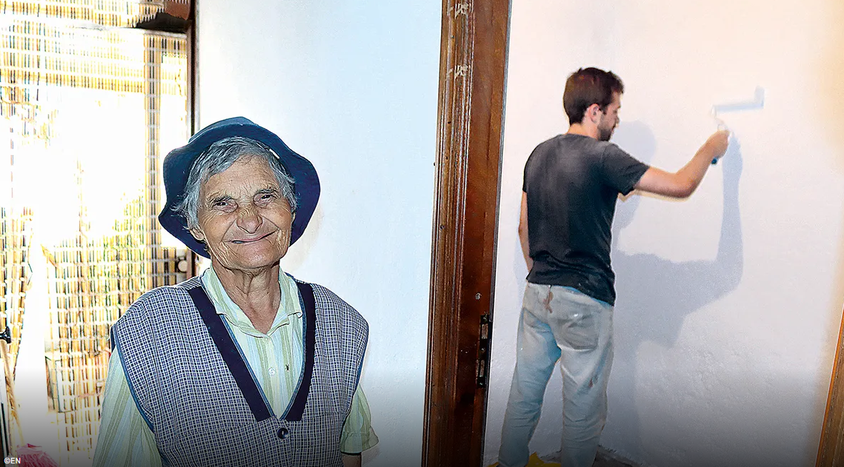 A voz de tras o montes